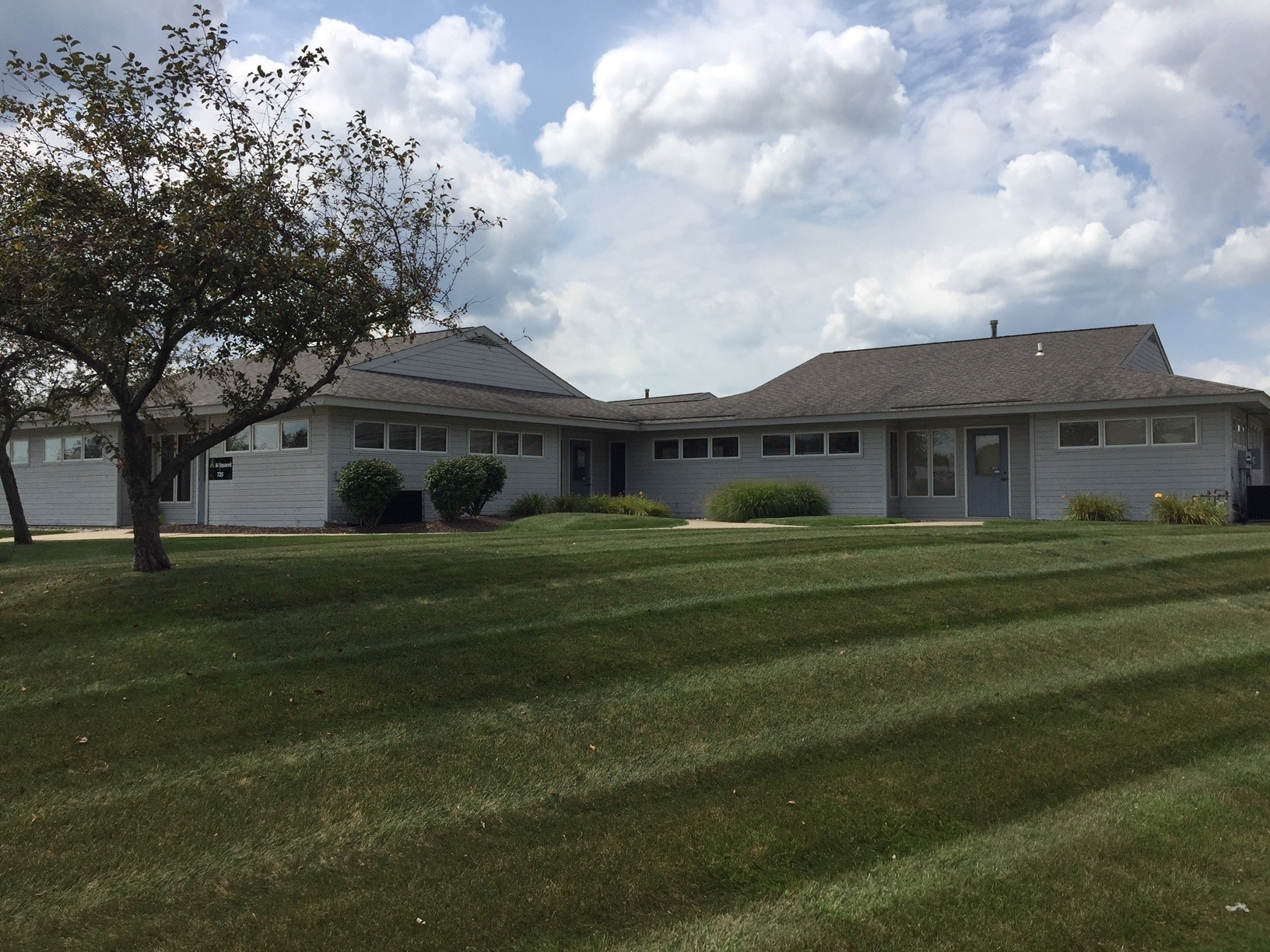 703-725 Airport North Office Park, Fort Wayne, IN for sale Building Photo- Image 1 of 1