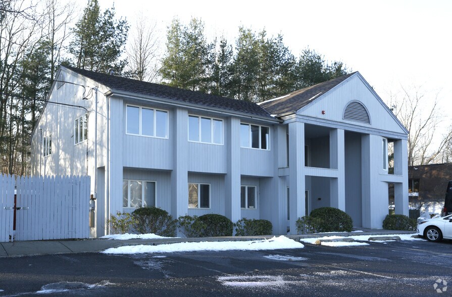 2068 State Route 35 S, Holmdel, NJ for sale - Primary Photo - Image 1 of 1