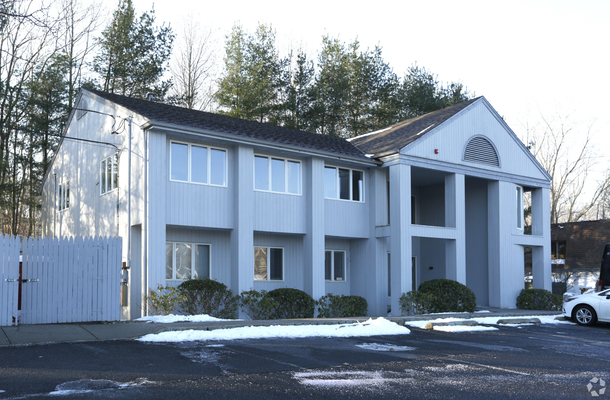 2068 State Route 35 S, Holmdel, NJ for sale Primary Photo- Image 1 of 1