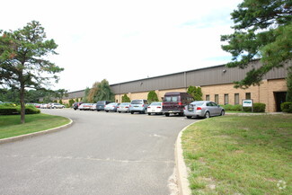 More details for 725 Airport Rd, Lakewood, NJ - Flex for Lease