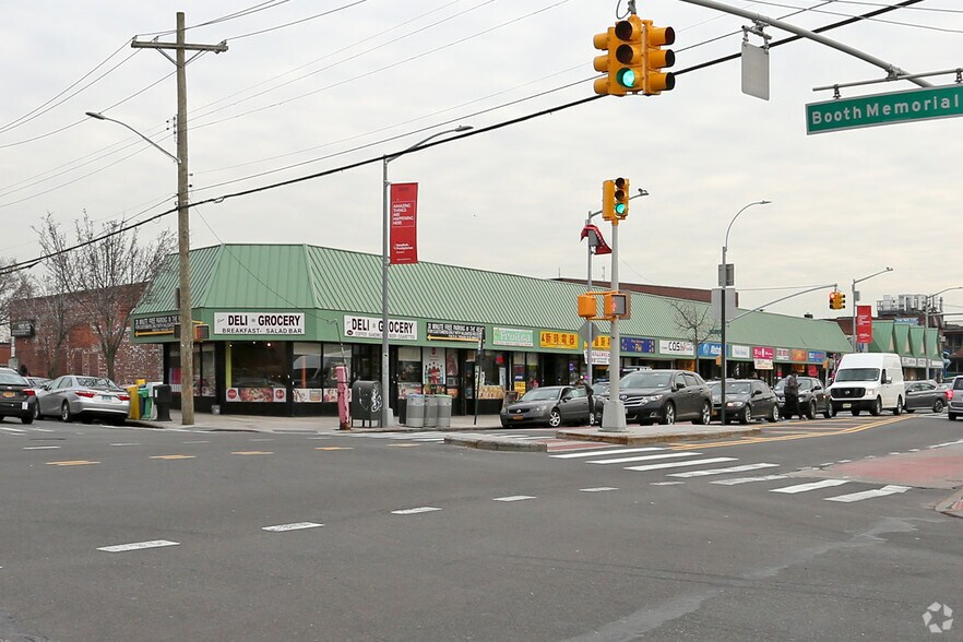 5701-57-25 Main St, Flushing, NY for sale - Primary Photo - Image 1 of 1