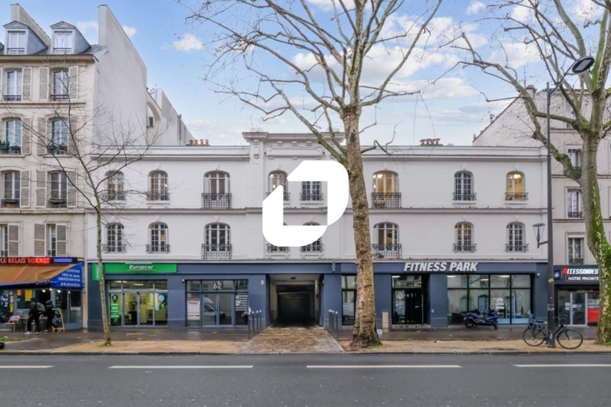 Office in Paris for lease Building Photo- Image 1 of 19