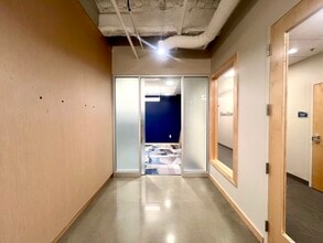 201 N Riverfront Dr, Mankato, MN for lease Building Photo- Image 2 of 10