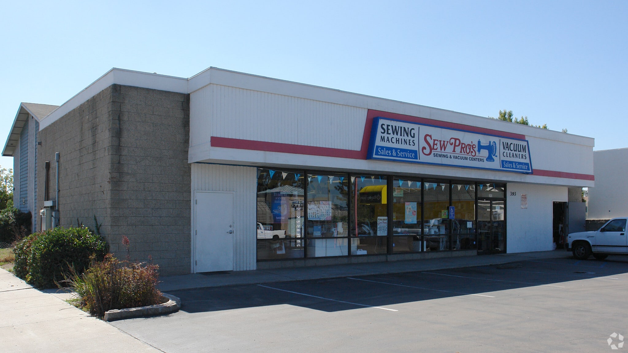 393 Broadway, El Cajon, CA for lease Primary Photo- Image 1 of 5