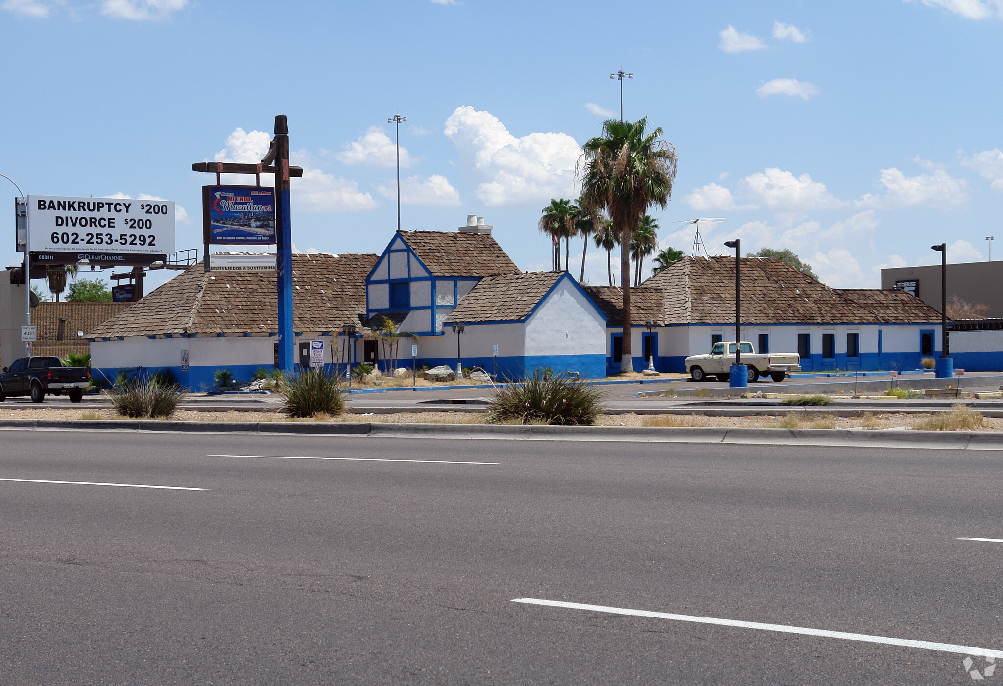 2511 W Indian School Rd, Phoenix, AZ for sale Primary Photo- Image 1 of 9