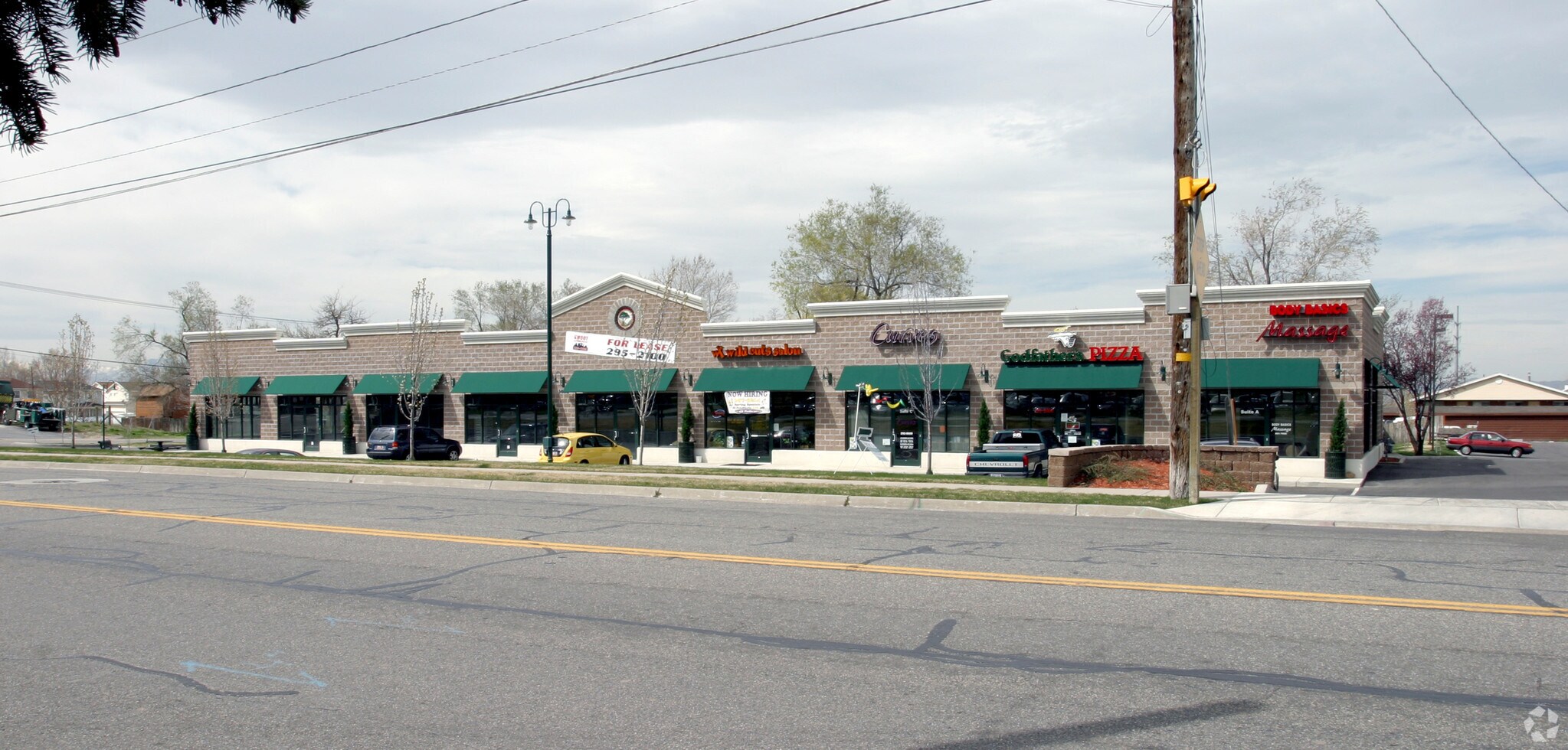 1492 S 800 W, Woods Cross, UT 84087 Olde Towne Centre