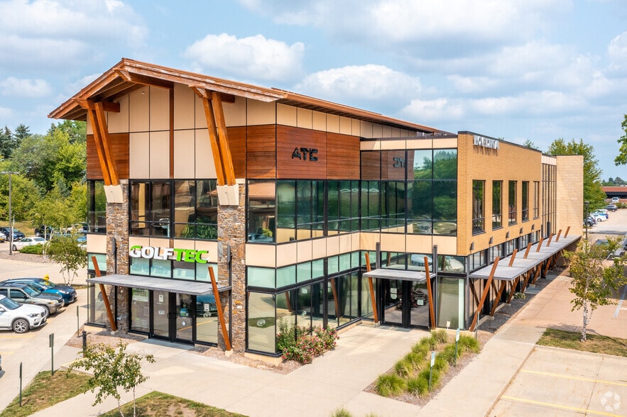 12951 University Ave, Clive, IA for lease - Primary Photo - Image 1 of 7