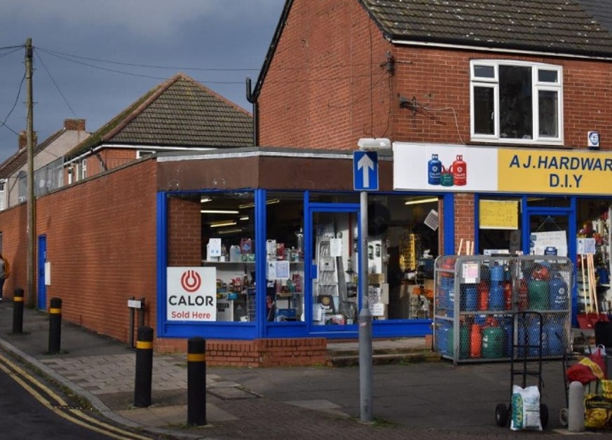 611 Hitchin Rd, Luton for sale Primary Photo- Image 1 of 1