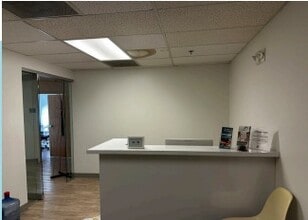 3280-3300 Washtenaw Ave, Ann Arbor, MI for lease Interior Photo- Image 2 of 4