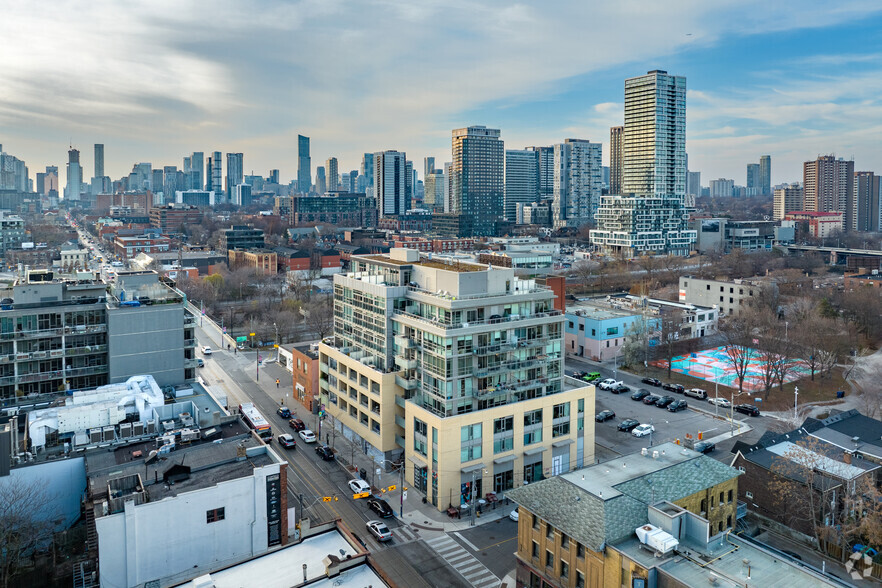 630 Queen St E, Toronto, ON for lease - Aerial - Image 3 of 4