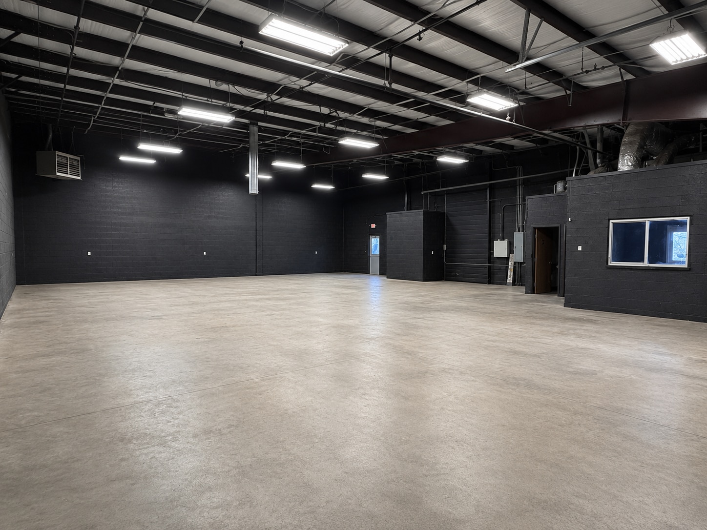 7308 NW 164th St, Edmond, OK for lease Interior Photo- Image 1 of 6