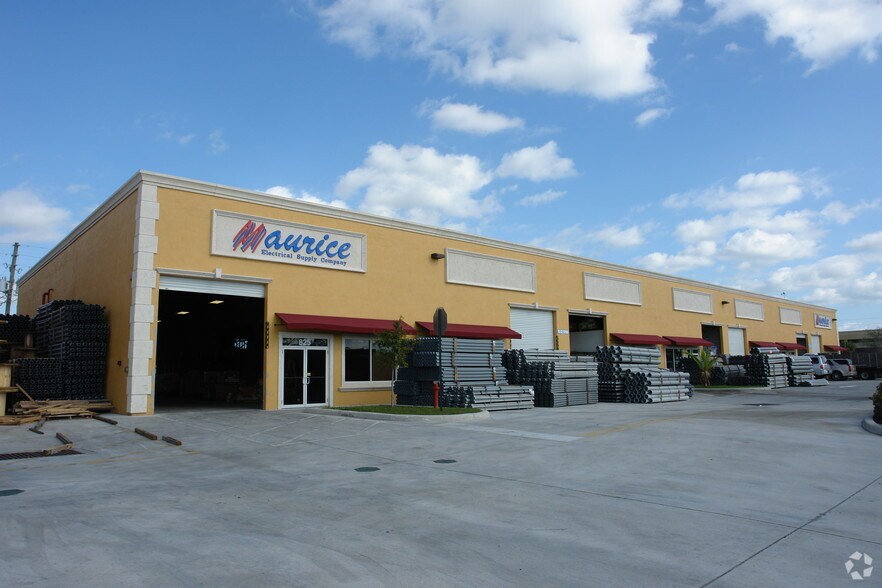 801-825 SW Enterprise Way, Stuart, FL for sale - Primary Photo - Image 1 of 1