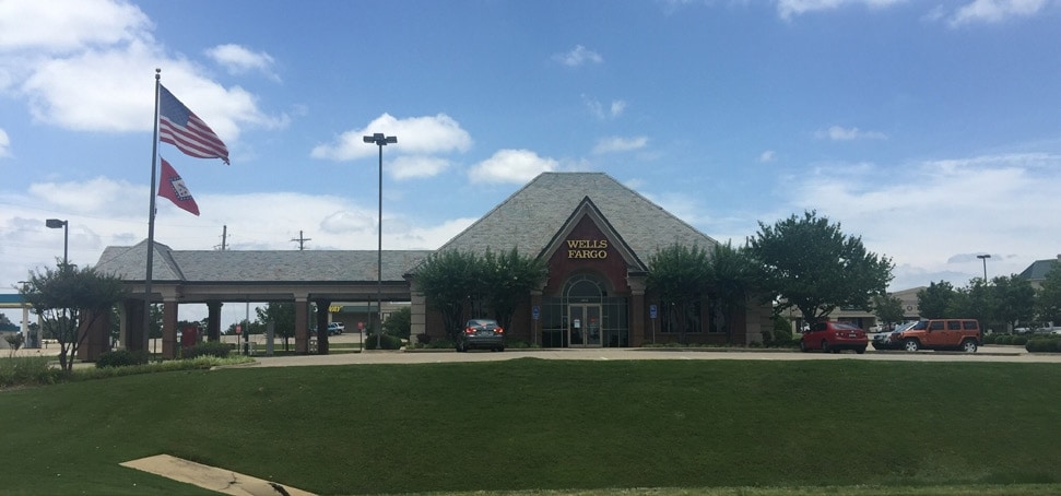 3615 E 9th St, Texarkana, AR for sale - Primary Photo - Image 1 of 1