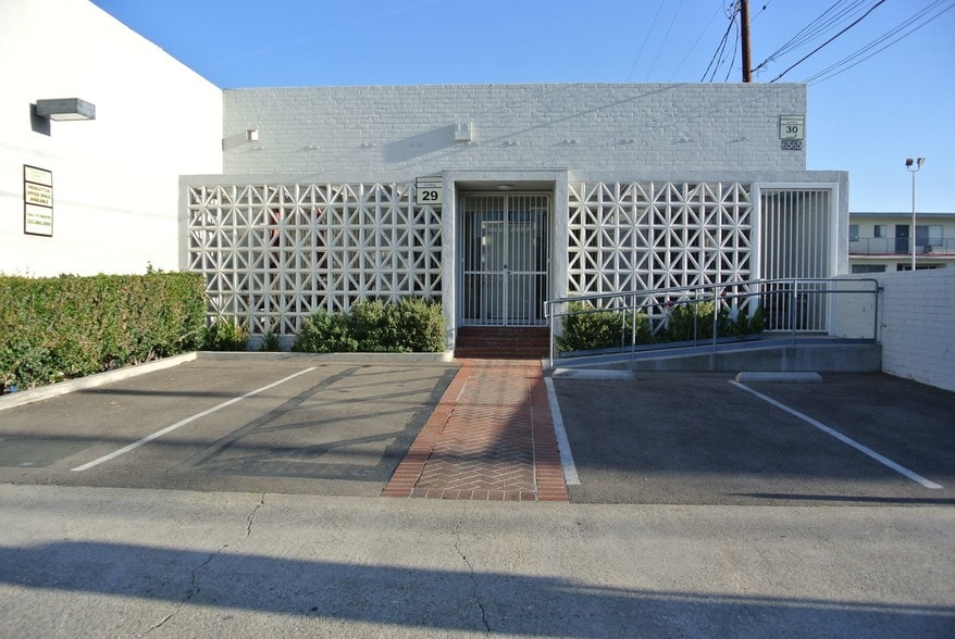 1000 Seward St, Los Angeles, CA for sale - Building Photo - Image 2 of 2