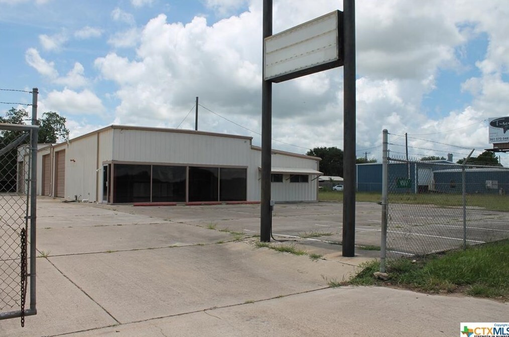 9507 N Navarro St, Victoria, TX for sale Primary Photo- Image 1 of 1
