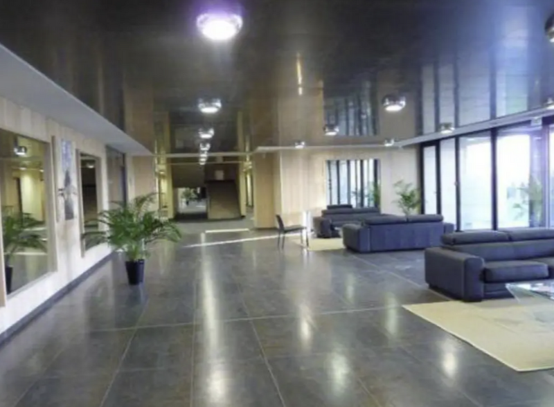 10 Allée De La Connaissance, Lieusaint for lease - Lobby - Image 2 of 2