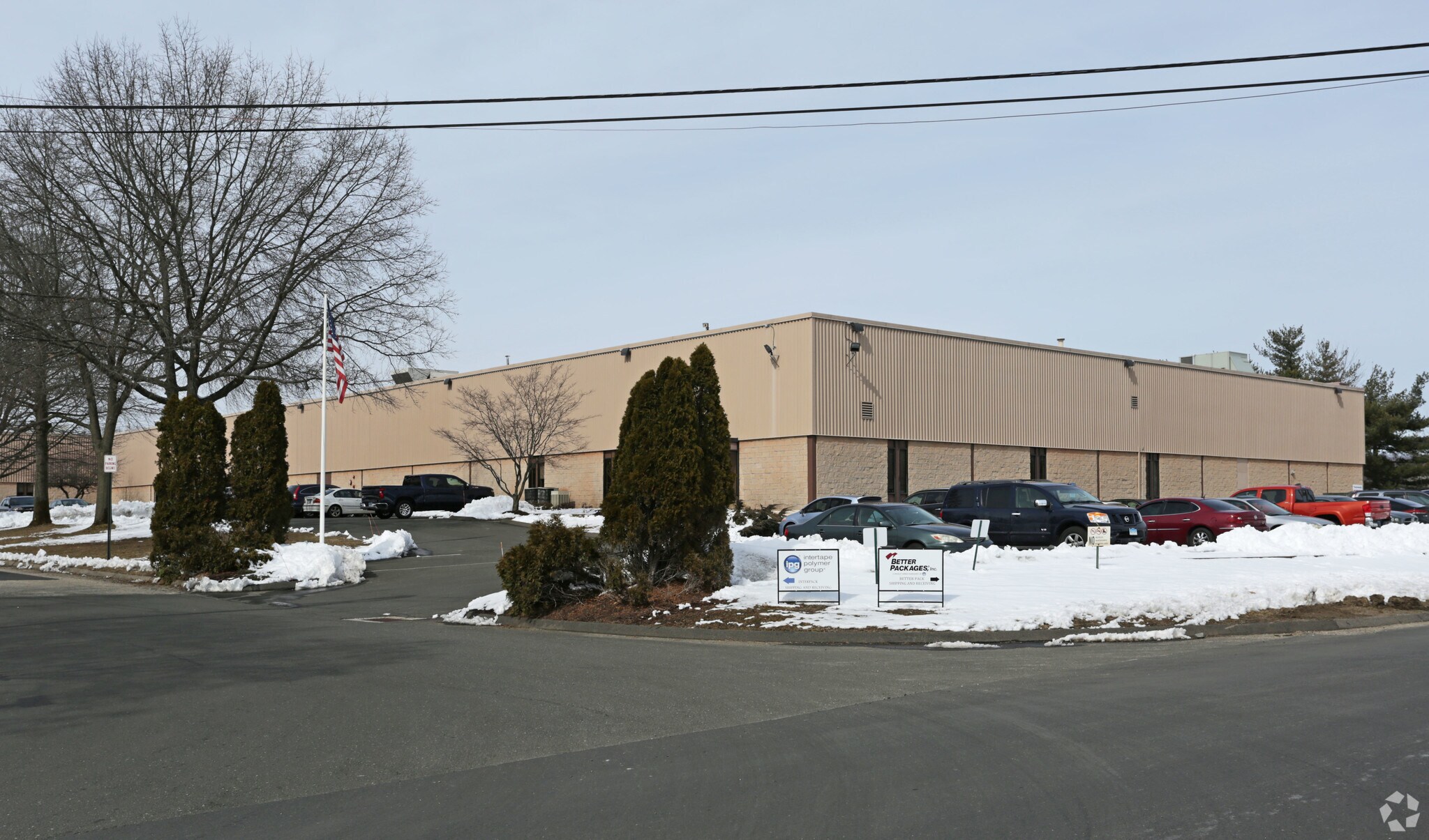 4 Hershey Dr, Ansonia, CT for sale Primary Photo- Image 1 of 1