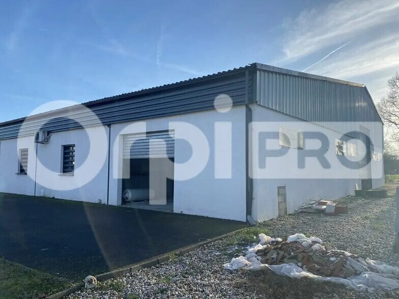 Industrial in Montauban for lease - Building Photo - Image 2 of 6