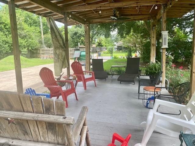 7648 Broadview Dr, Houston, TX for sale - Building Photo - Image 3 of 116