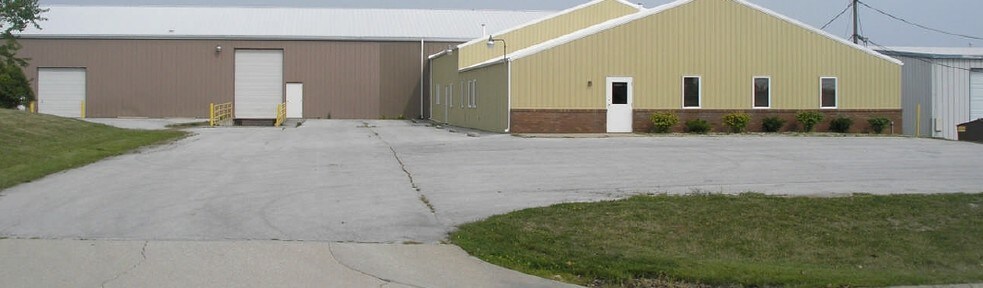 4822 Projects Dr, Fort Wayne, IN for sale - Primary Photo - Image 1 of 1