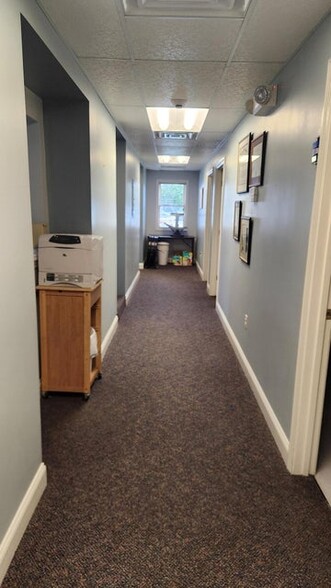 92 S Main St, Brewer, ME for lease - Building Photo - Image 3 of 5