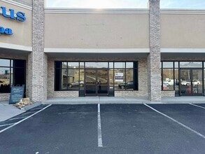 3966 Bristol Hwy, Johnson City, TN for sale Interior Photo- Image 1 of 7