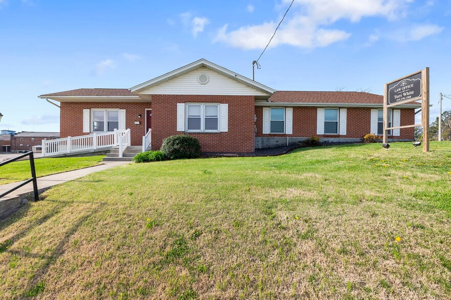 407 W Saint Joseph St, Perryville, MO for sale - Building Photo - Image 2 of 36