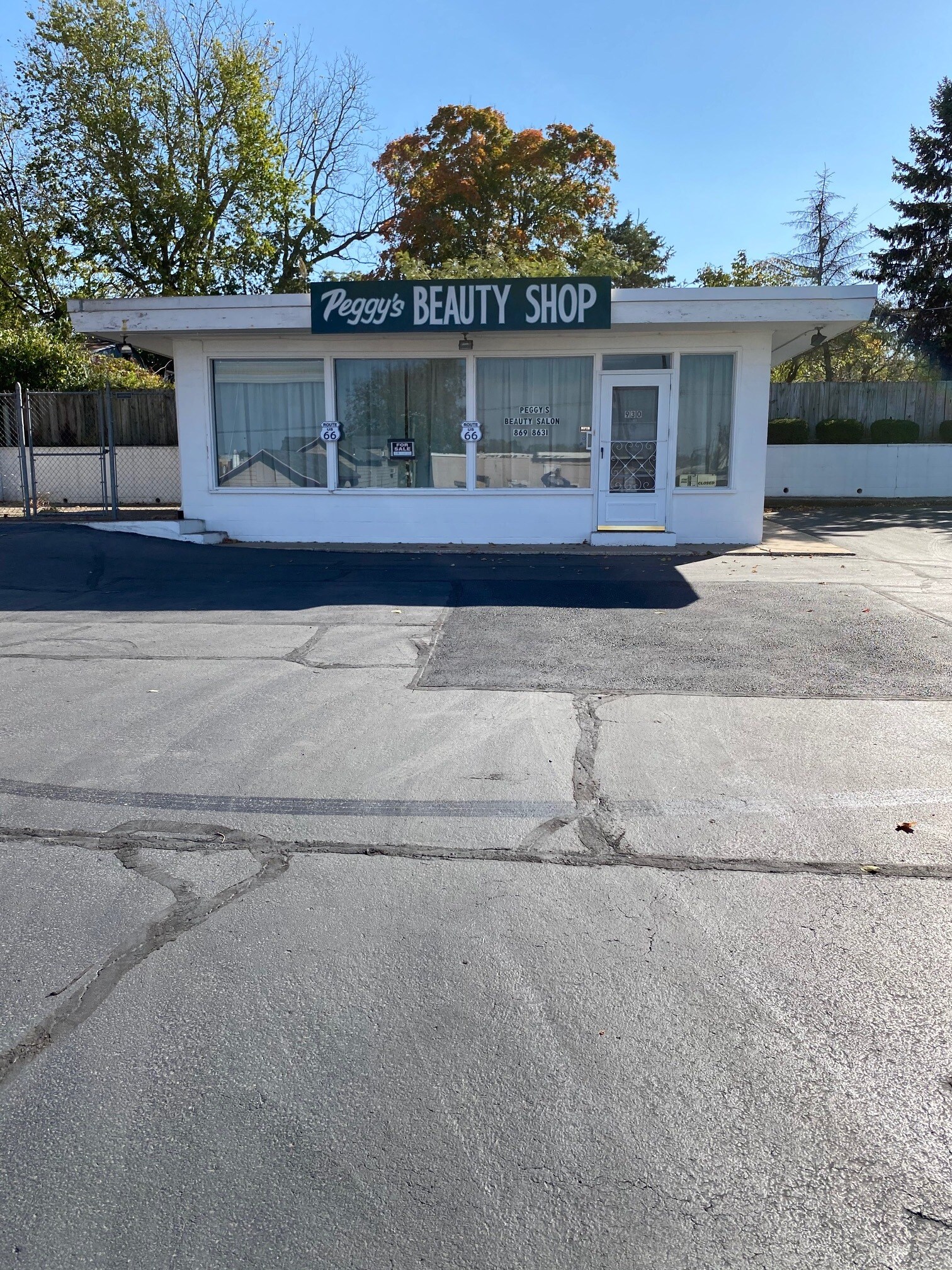 930 W College St, Springfield, MO for sale Primary Photo- Image 1 of 1