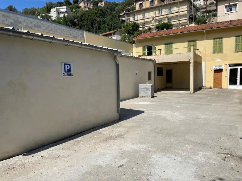Flex in Nice for lease - Building Photo - Image 2 of 14