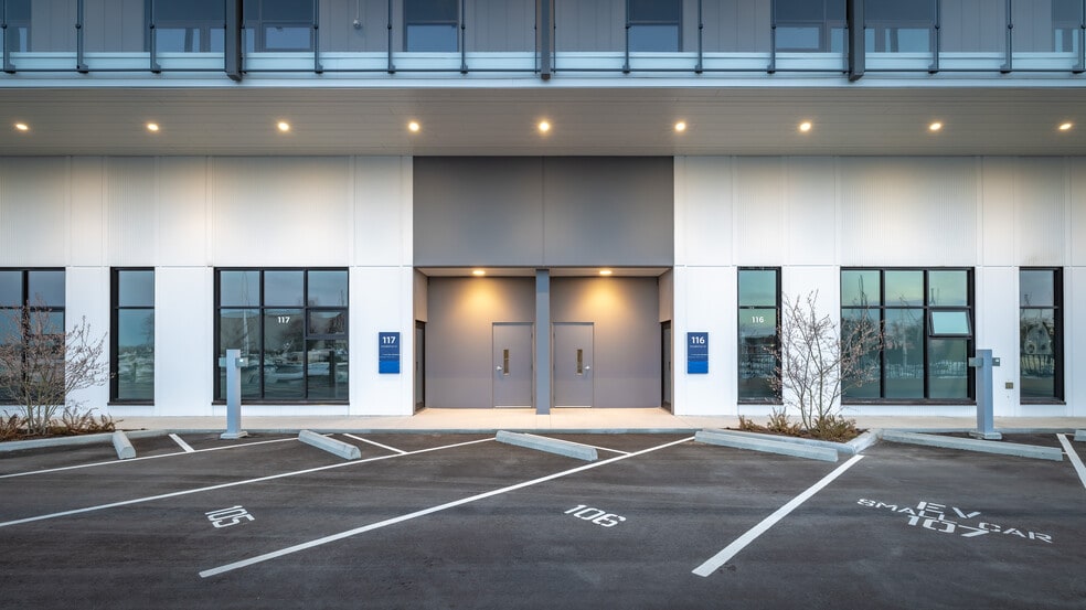 1568 W 75th Ave, Vancouver, BC for sale - Building Photo - Image 3 of 18