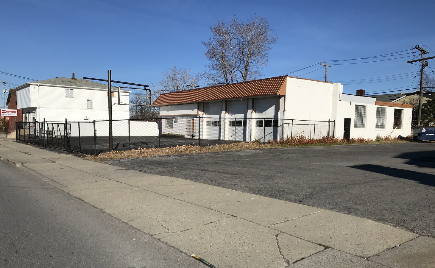 2723 Harlem Rd, Cheektowaga, NY 14225