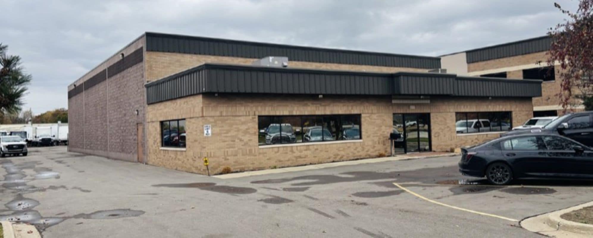26187 Northline Rd, Taylor, MI for lease Building Photo- Image 1 of 5