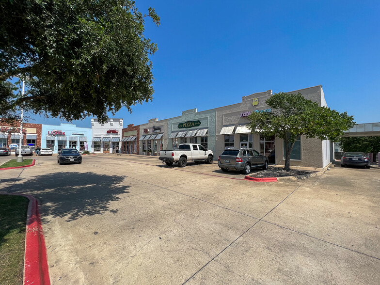 409 W Front St, Hutto, TX for sale - Building Photo - Image 1 of 1