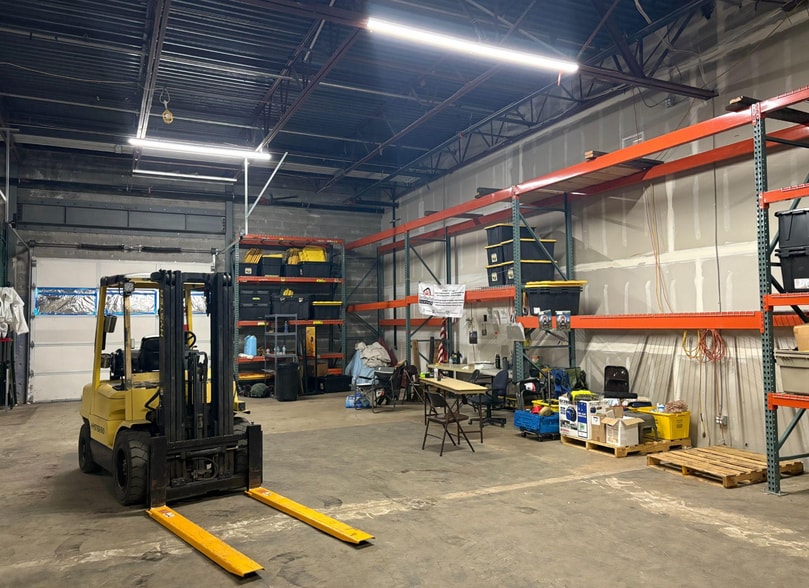 19003 S Beavercreek Rd, Oregon City, OR for lease - Interior Photo - Image 2 of 9