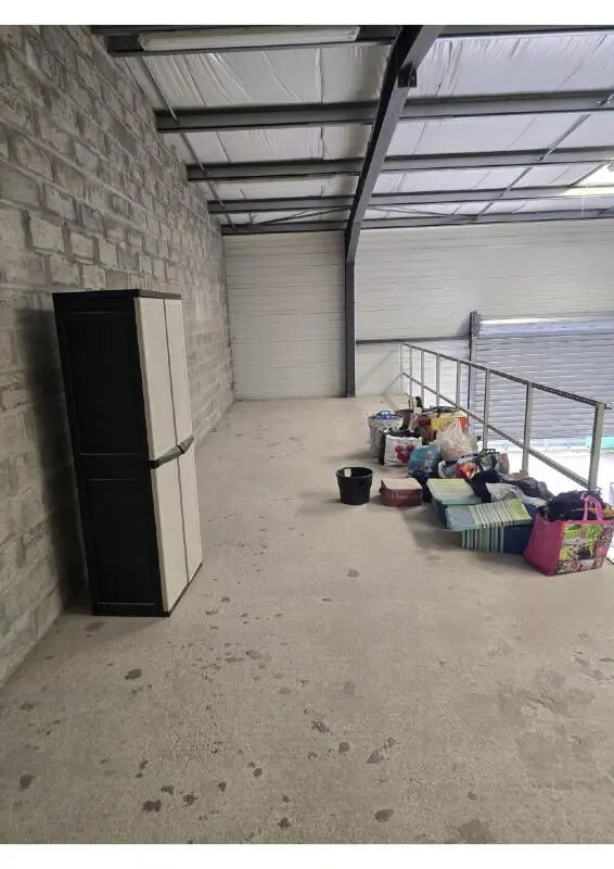 Flex in Eysines for lease Interior Photo- Image 1 of 5