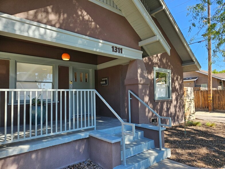 1311 E St, Modesto, CA for lease - Building Photo - Image 3 of 31