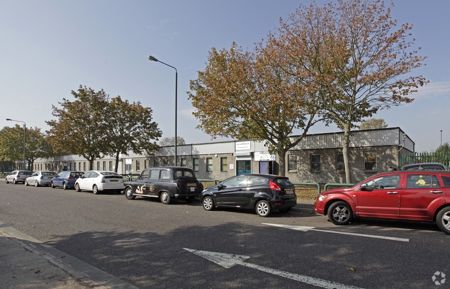 Hailey Rd, Erith for lease - Building Photo - Image 2 of 4