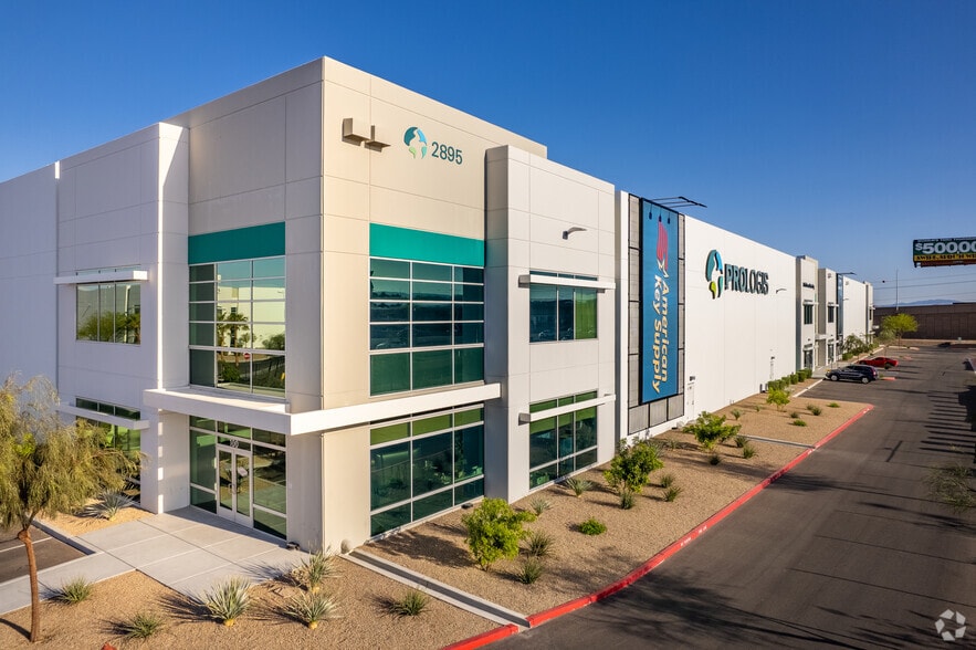 2815 W Warm Springs Rd, Las Vegas, NV for lease - Primary Photo - Image 2 of 4