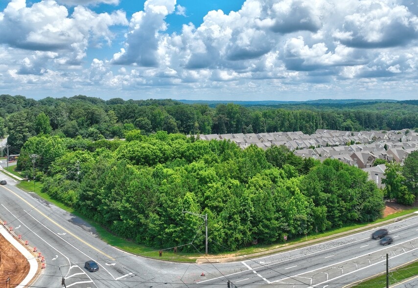 1299 W Wylie Bridge Rd, Woodstock, GA for lease - Building Photo - Image 1 of 14