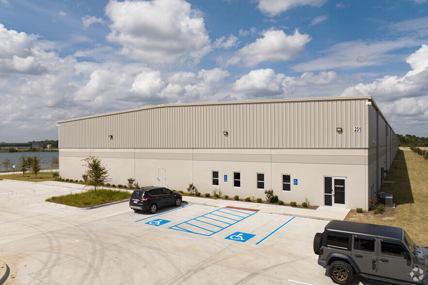 251 Morgan Lakes Industrial Blvd, Pooler, GA for lease - Building Photo - Image 3 of 38