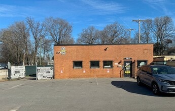 4011 Atmore St, Charlotte, NC for lease Building Photo- Image 2 of 6