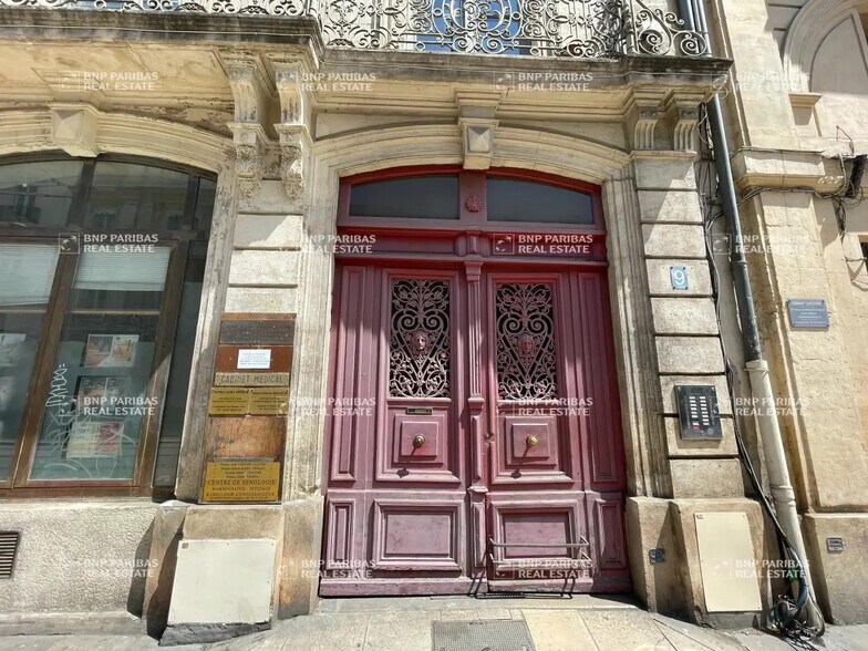 Office in Montpellier for sale - Building Photo - Image 1 of 12