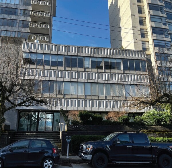1650 Alberni St, Vancouver, BC for lease - Building Photo - Image 1 of 1