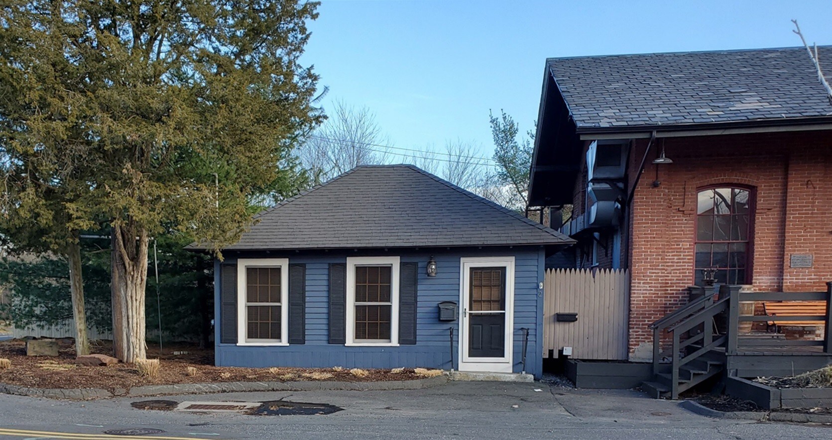 2 Railroad St, Simsbury, CT for sale Building Photo- Image 1 of 1