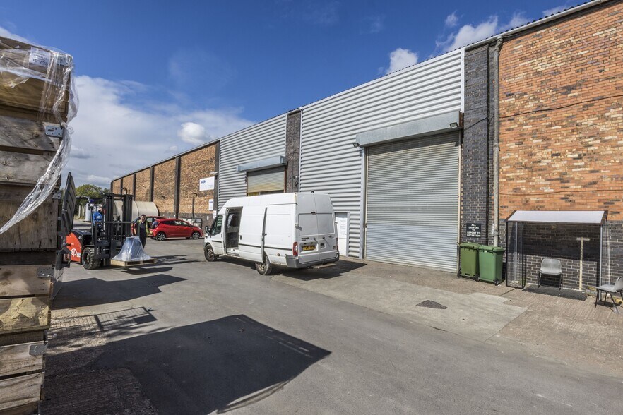 Road One, Winsford for lease - Primary Photo - Image 1 of 3