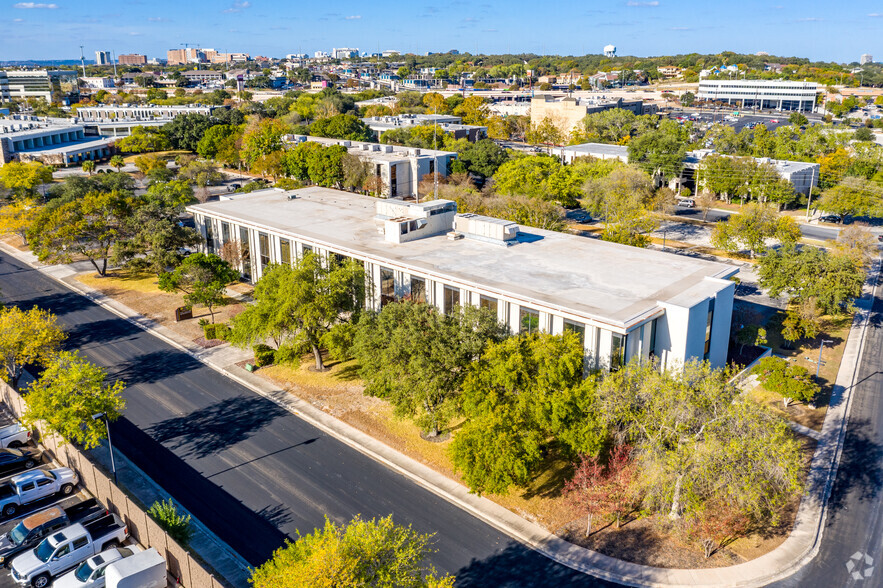 4400 NW Loop 410, San Antonio, TX for lease - Building Photo - Image 2 of 33