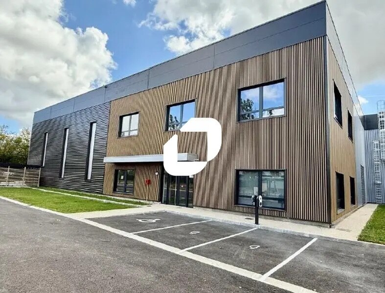 7 Avenue Georges Politzer, Trappes for lease Building Photo- Image 1 of 18