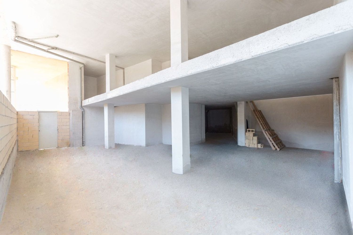 Retail in Tafalla for sale Construction Photo- Image 1 of 8