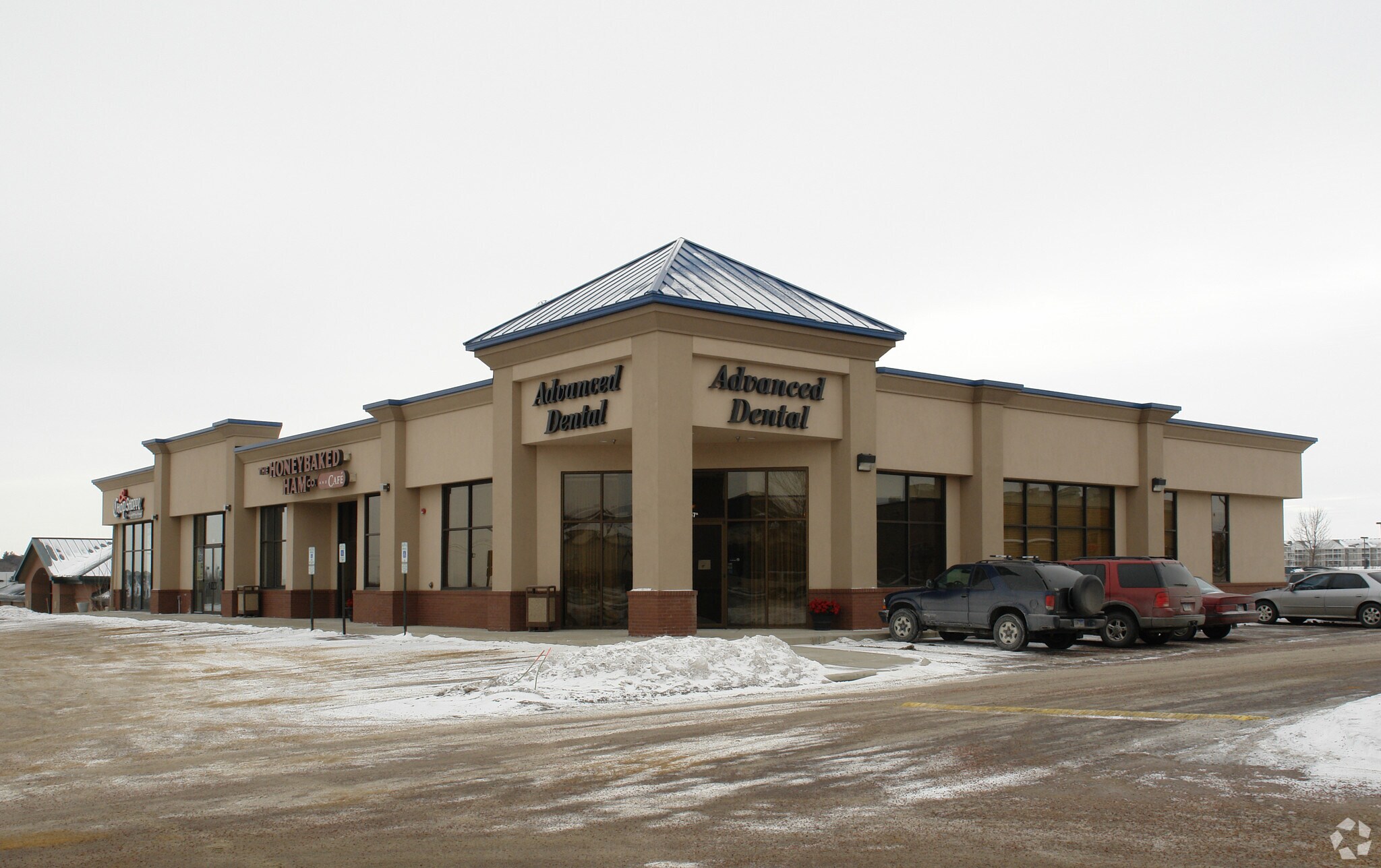 3509-3517 W 57th St, Sioux Falls, SD for sale Primary Photo- Image 1 of 21