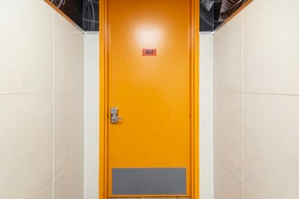 2227 N Federal Hwy, Hollywood, FL for lease Interior Photo- Image 1 of 7